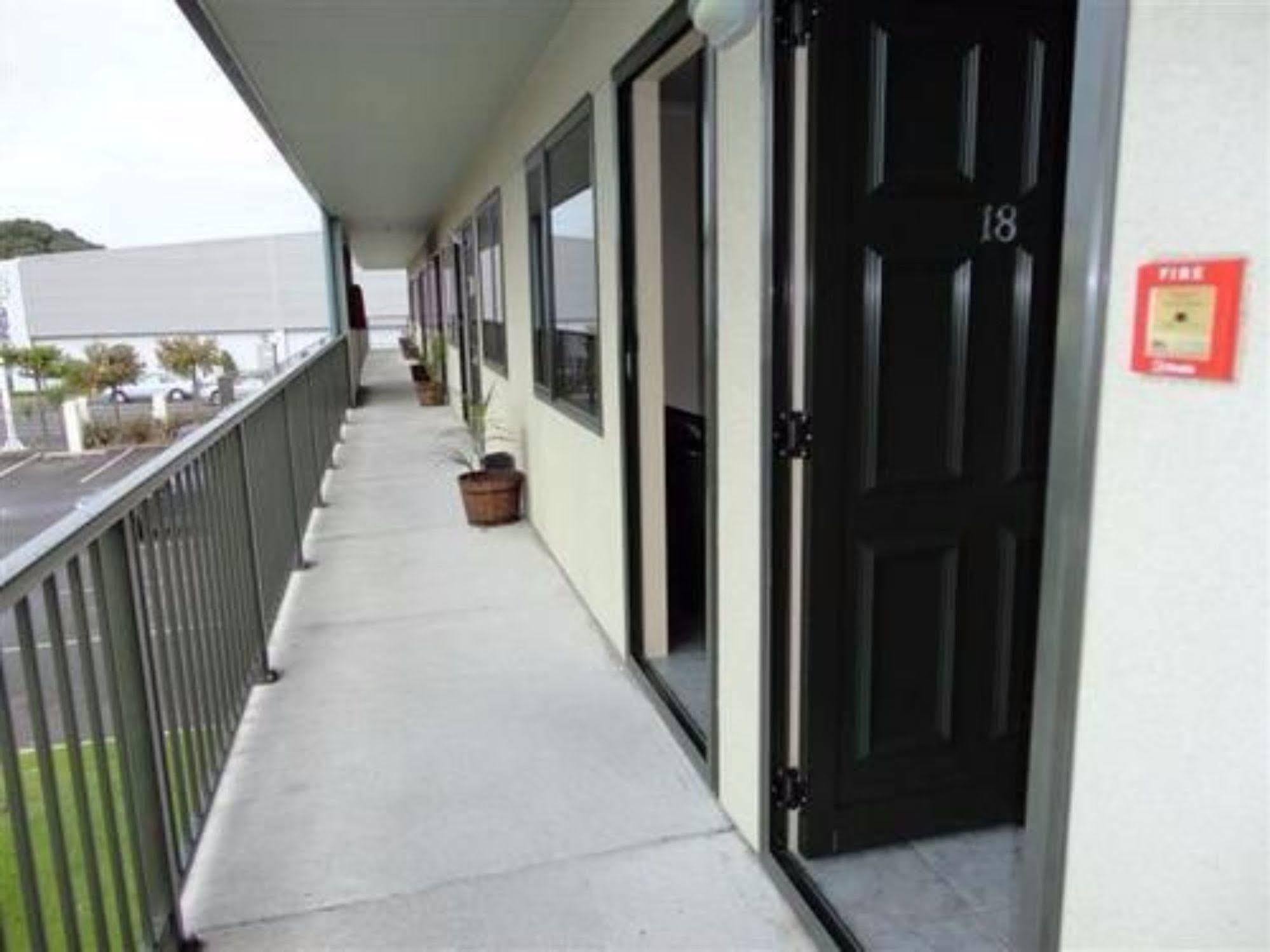 Asure Abode On Courtenay Motor Inn New Plymouth Exterior foto
